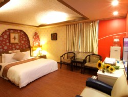 Benz Motel