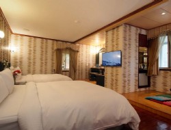 Lotus Hotel
