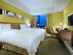 Park City Hotel - Luzhou Taipei