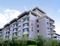 尖山埤江南渡假村