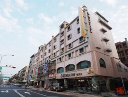 揚悅精緻大飯店台南館