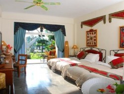 Swan Lake Villa Resort